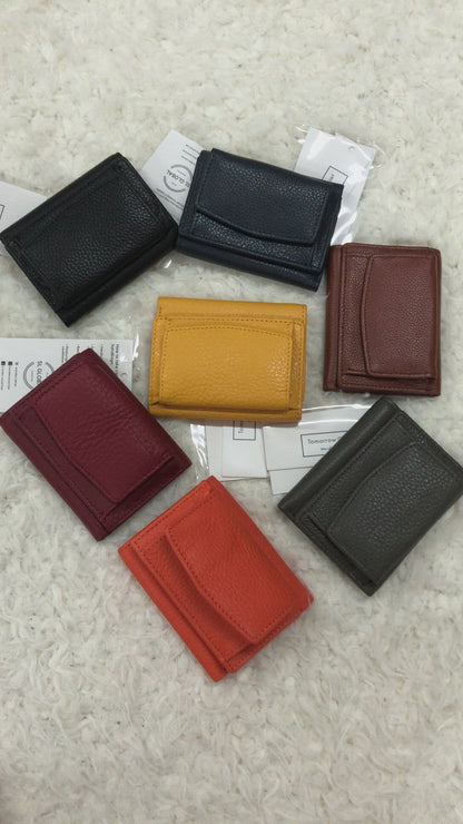 Women's genuine cowhide leather short wallet/purse/card holder with coin pouch Derie design